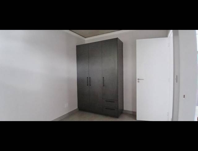 2 BEDROOM PROPERTY TO RENT IN BROOKLYN